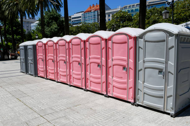 Best VIP or Luxury Restroom Trailers  in Bessemer, AL